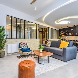 Spacious Apartment - 4Br-10P - Butte-Aux-Cailles